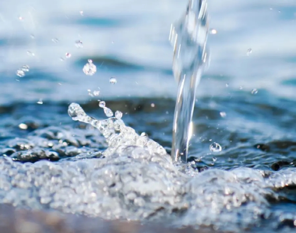 Setting water targets based on catchment context